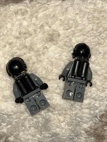 Lot Of 2 LEGO Space Police 3 Officer 8 Minifigure sp106 5974