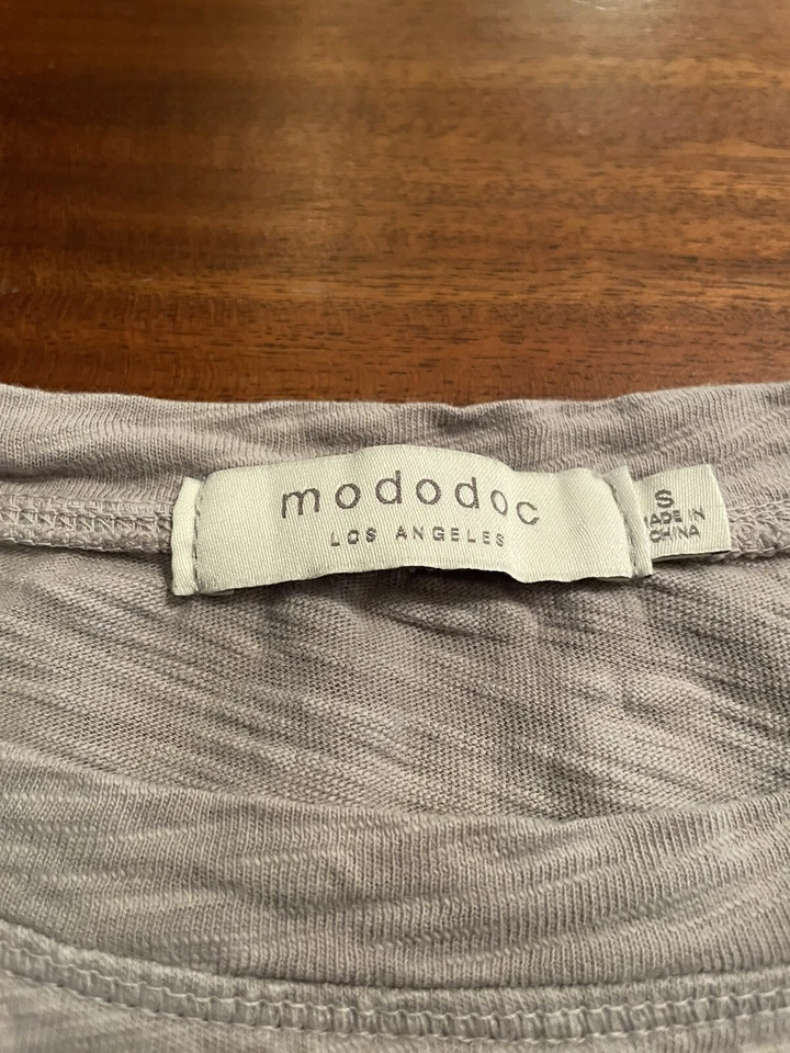 Mododoc Los Angeles Hombres Calce Relajado Corto Delantero Largo Trasero Camiseta Talla Pequeña Foto 2 de 4