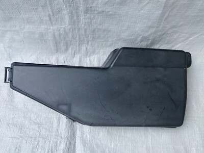 2009-2013 Nissan Maxima 3.5L Engine Fuse Box Cover 7154-9164-30