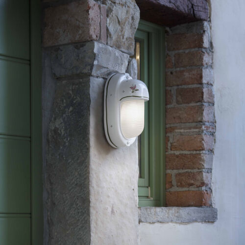 FerroLuce Applique da parete per esterno con paralume in ceramica decorata a man - Foto 1 di 3