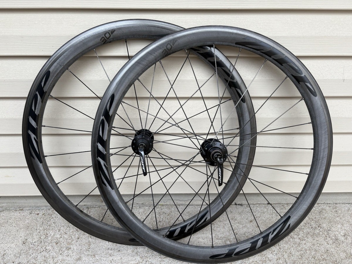 Zipp 302 Road Bike Rim Brake Carbon Clincher Wheelset. 11