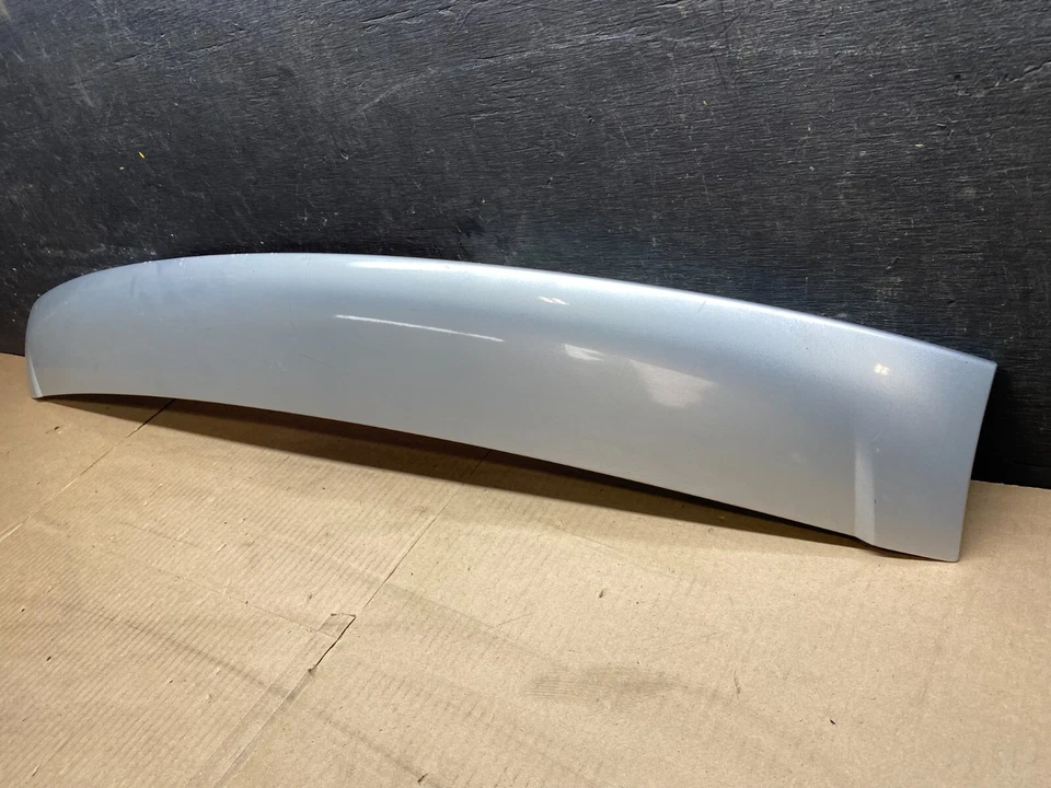 Alerón trasero Volkswagen Touareg 2004 a 2007 OEM C8123 OEM DG1 Foto 2 de 4