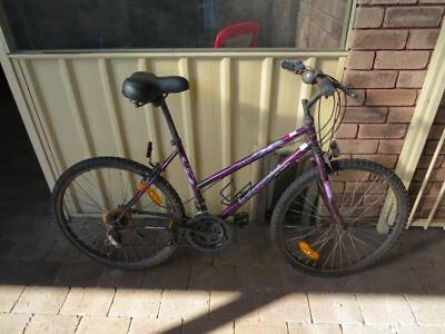 gumtree womens mountain bike