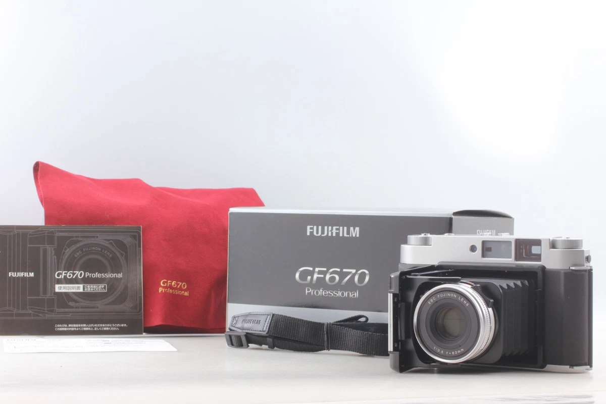 FUJIFILM フジフィルム GF670 Professional FUJIFILM GF670 Professional 使用レビュー 【コンパクトな蛇腹中判