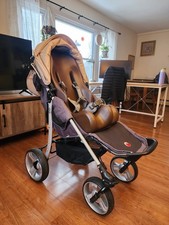 EIO Special Tomato Stroller With Attachable Floor Sitter