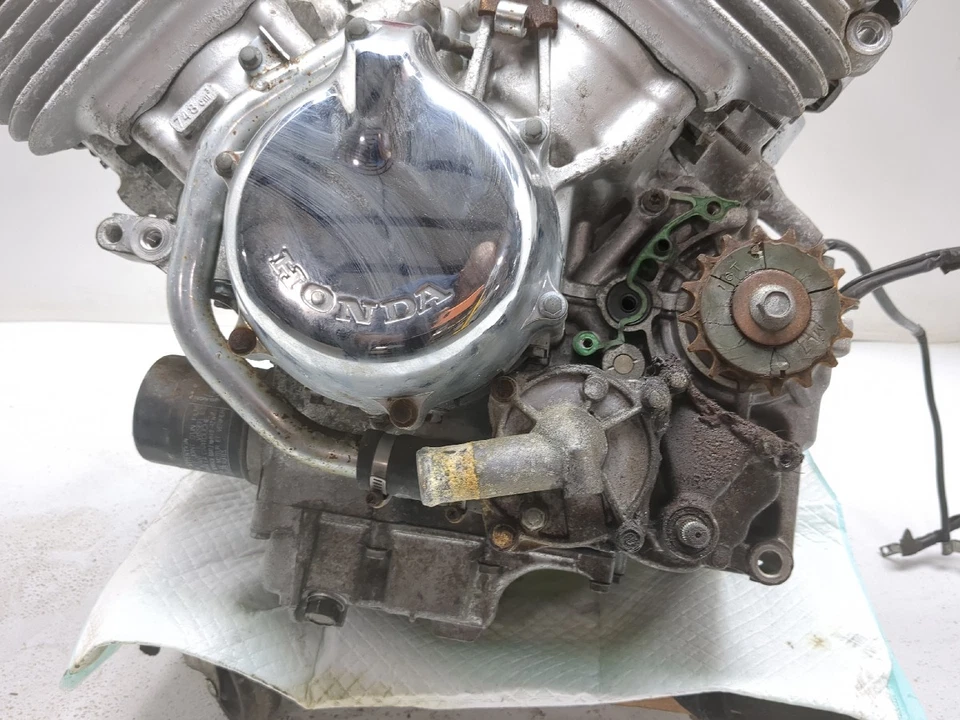 94-04 本田 VF750C Magna 750 发动机电机 — 第 2/4 张图片