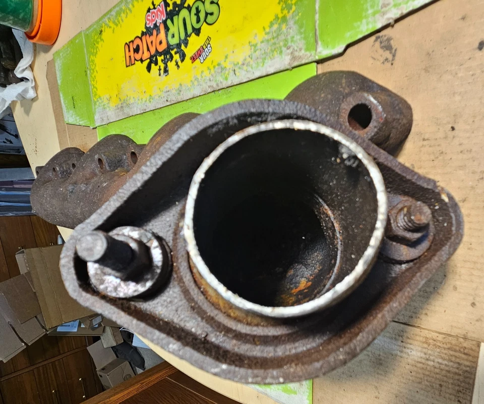 Cadillac Eldorado 1968-1978 425 472 500 colector de escape izquierdo 1485749 68-78 Foto 3 de 4