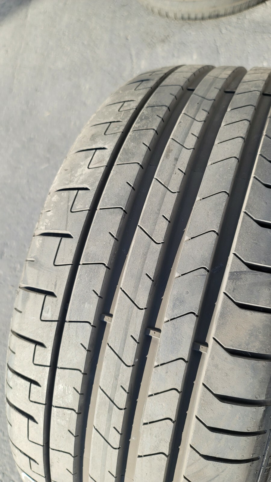 PIRELLI P ZERO (PZ4) 235/35ZR20 92Y XL,Tesla,235/35/20 Tire | eBay PIRELLI P ZERO (PZ4) 235/35ZR20 92Y XL,Tesla,235/35/20 Tire | eBay