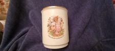 CROWN DEVON  Good condition Vase/utensil jar Friends who share... care 13cm tall