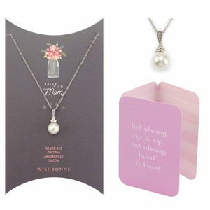 pearl necklace for mom