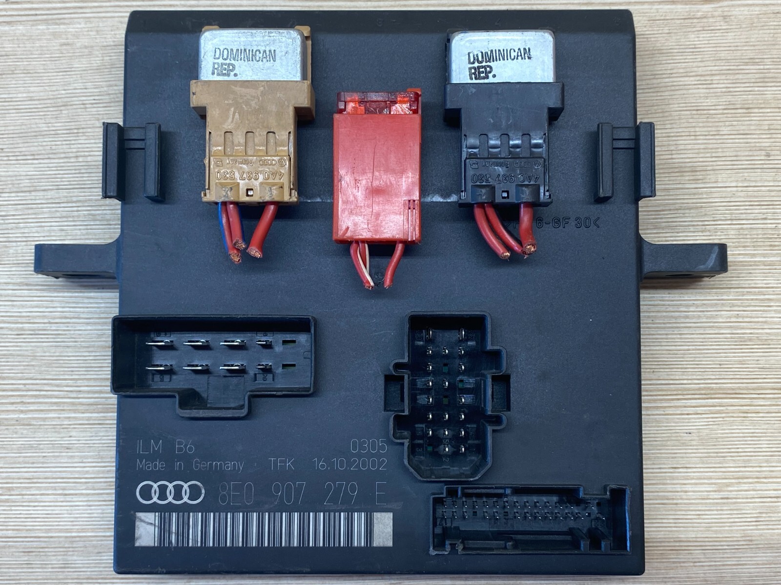 Audi A4 S4 B6 8E BCM Body Comfort Convenience Control Module Unit 