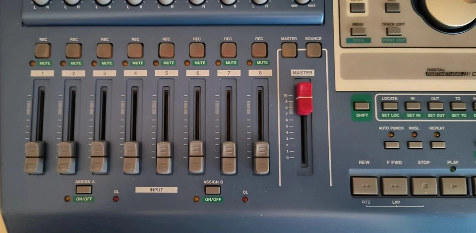 Tascam Portastudio DP-01 Digital 8-Track Multi-Track Recorder, Manual, Working - Image 4 of 4