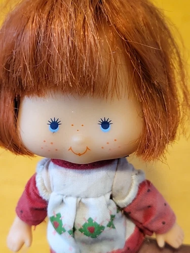 Vintage Toy Strawberry Shortcake Doll Red Hair Missing Bonnet Green Stripes 80s