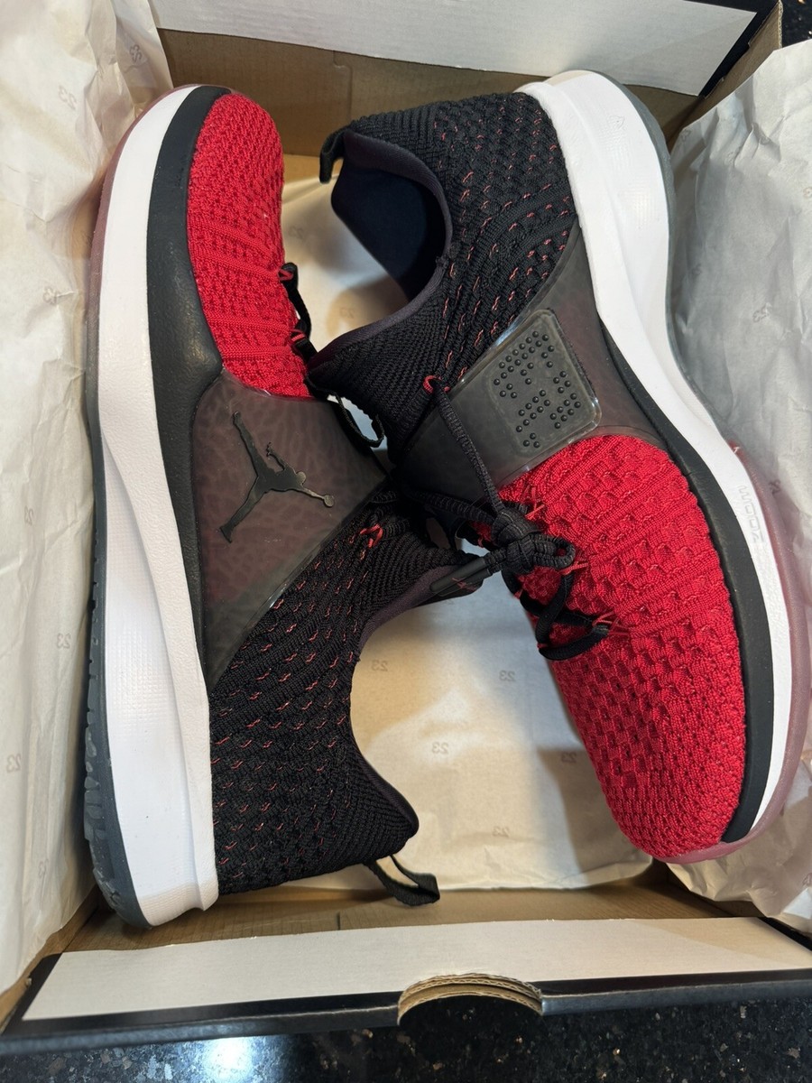 Jordan Mens Trainer 2 Flyknit Red/Black Size 12 US New in  display picture 2