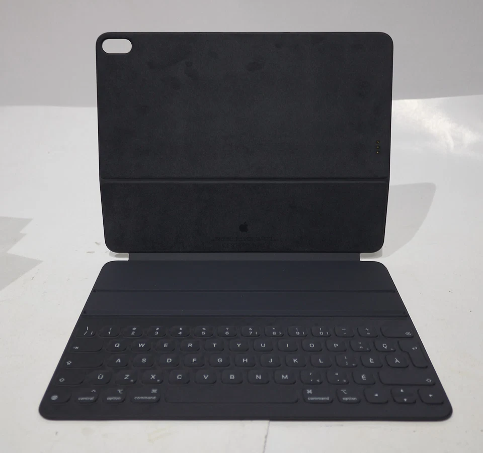 ✅ Apple Smart Keyboard for 12.9" iPad Pro 3rd Gen And iPad Air 13” - New - Read - Image 3 of 4