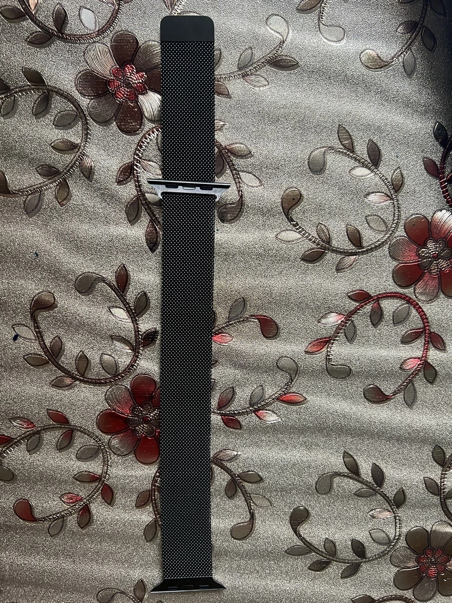 Apple Watch Space Gray Milanese Loop Band 44MM