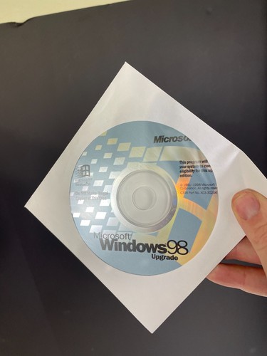 Microsoft Windows 98 Upgrade CD ~ No Product Key