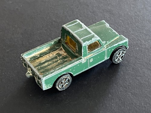 Vintage Corgi Juniors Diecast Car Lot of 2 - Land Rover & Mercedes-Benz Bus - Picture 4 of 11