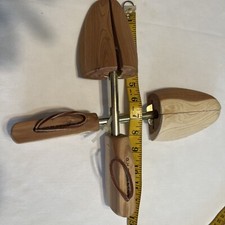G.H. Bass  Co Wooden Cedar Shoe Stretchers Forms Men's Size MED New