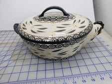 Temp-tations Old World Black Design, Casserole Baking Dish, 2.5 Qt. Chicken Shap