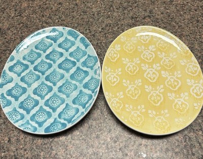 (2) POTTERY BARN CERAMIC EASTER EGG SHAPED 8 INCH DISHES
