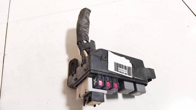 9008087030 90080-87030 Sicherungskasten für Toyota Corolla Verso UK2395881-83