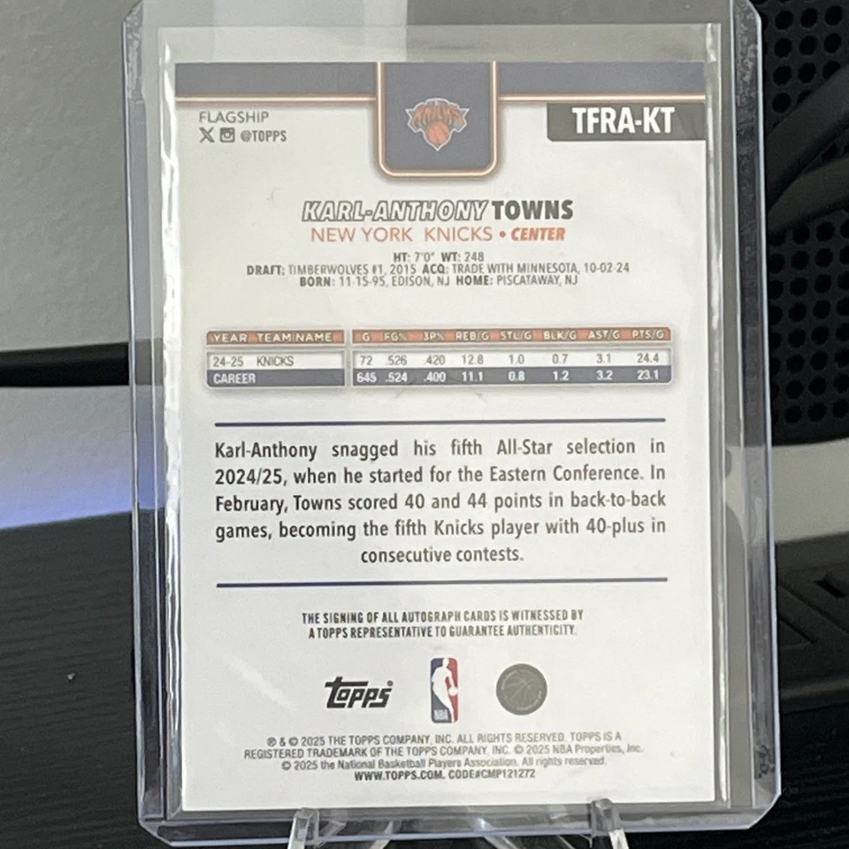 2025 Topps Karl Anthony Towns Gold Auto /50 - Image 4 of 4