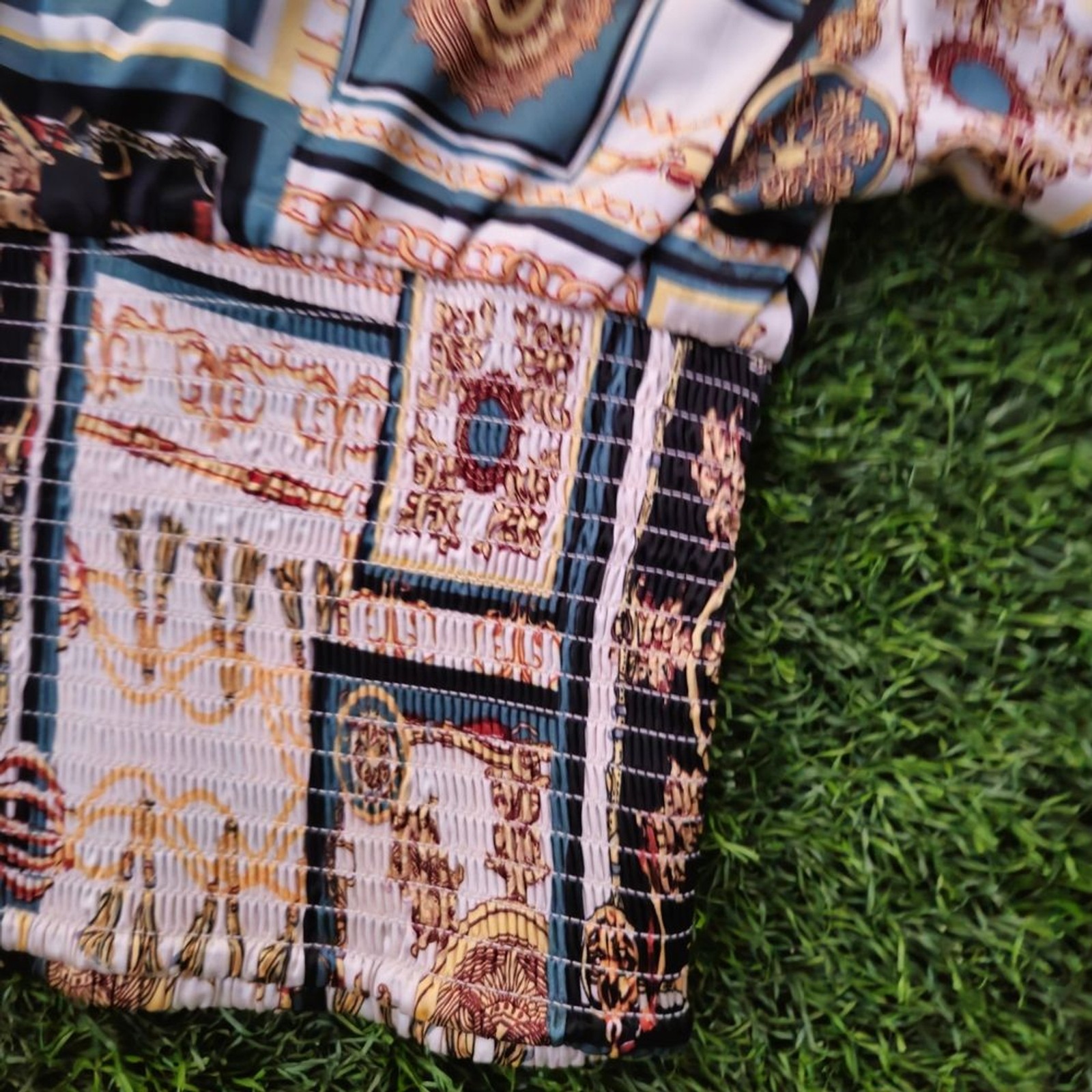 Guess Multicolor Patterned Blouse - Size M - image 6