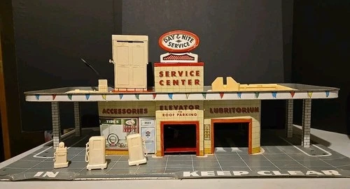 1950's Marx Day Night Parking Gas Station Service Center Playset Tin Litho Cars