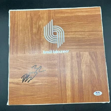 Donovan Clingan Signed Floorboard PSA/DNA Autographed Blazers