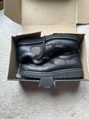 Dr. Martens Men display picture 2