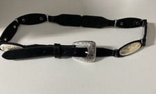 Justin 569BK Top Grain Cowhide Cowgirl Belt size 28 Embossed Buckle