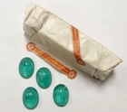 18 VINTAGE GLASS LIGHT EMERALD MARBLE 20x15mm. OVAL CABOCHONS - FULL PACK 6974P