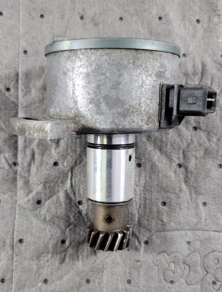 Jaguar XJS 1995 1996 1997 4.0 Liter Cam Position Sensor DBC10603 - Image 3 of 4