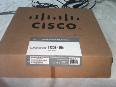 Linksys E1200 300 Mbps 4-Port 10/100 Drahtlos N Router (E1200-RM)