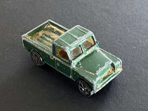 Vintage Corgi Juniors Diecast Car Lot of 2 - Land Rover & Mercedes-Benz Bus - Picture 5 of 11