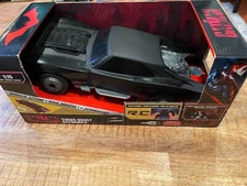 NEW The Batman Movie Turbo Boost Batmobile Remote Control Spin Master