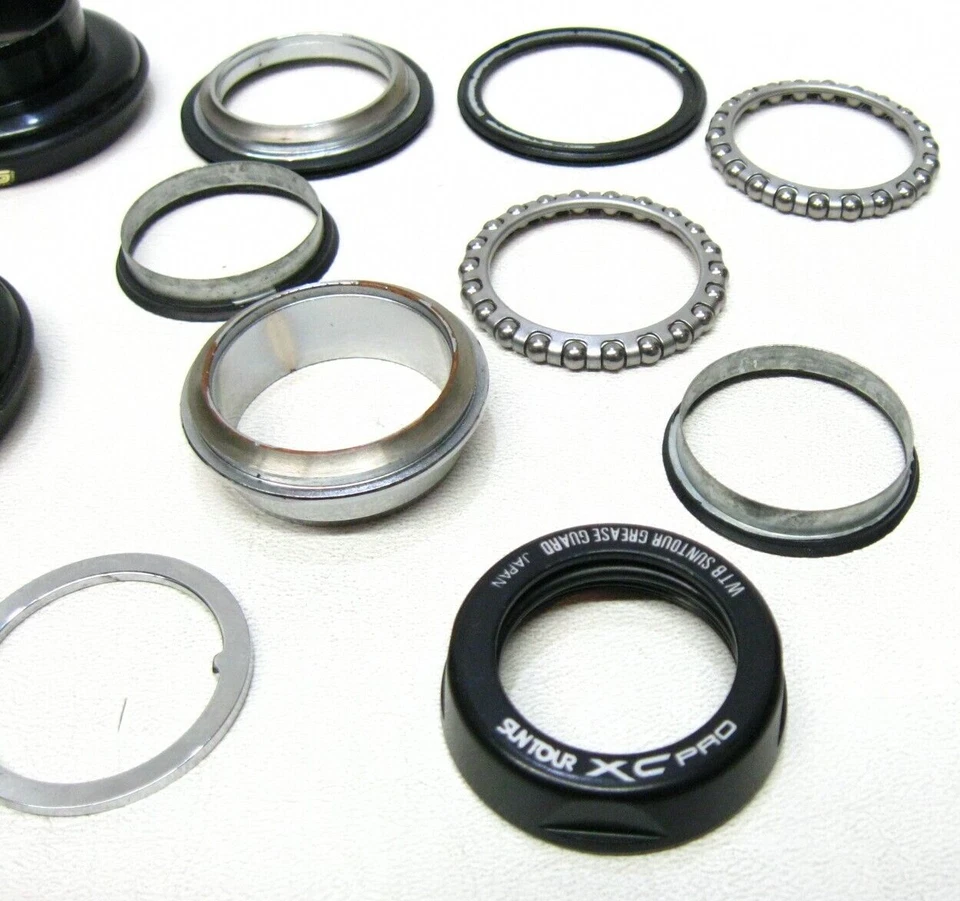 Auriculares SunTour XC Pro 1-1/8" ATB 30mm Corona Grasa Protector Sellado - Nuevo - Nuevo de Lote Antiguo Foto 3 de 3