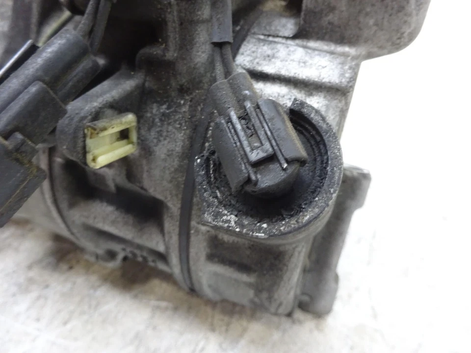 Compressor CA 2010-2012 Volvo XC60 3.2L 31267141 OEM DE241056 - Imagem 4 de 4