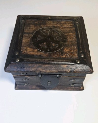 Rustic Vintage Wooden Metal Trim Mens Trinket Chest,  Hinge For Lock (No Lock) - Picture 1 of 19