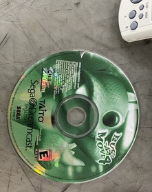 Sega Dreamcast HKT-3020 Game Console Bundle