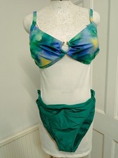 New Look Green Ombré Print Ring Detail Bra Top & Green Bikini & bottoms Sz 18 