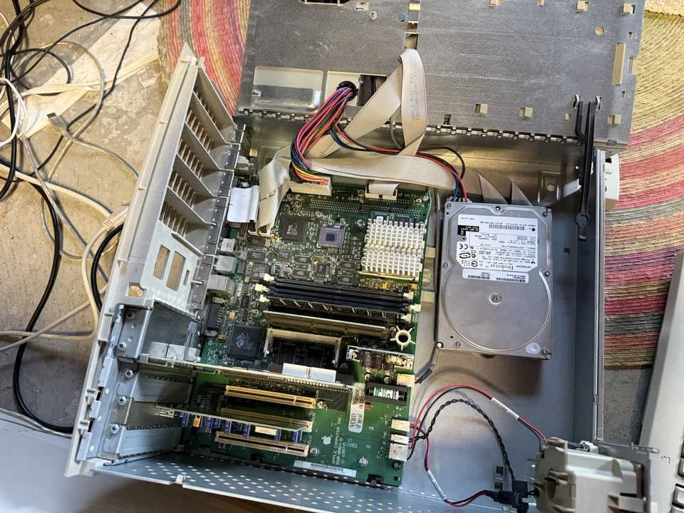 Apple Power Mac G3 Beige Desktop Working Mac OS 9 Games - Image 2 of 4