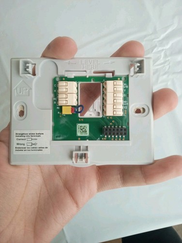 Honeywell Home Smart Color Thermostat RTH9585WF1004 Sold As Is Untested! - Picture 9 of 9