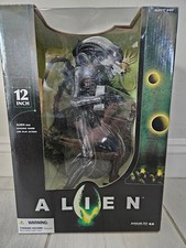 New NRFB 12" Alien with Lunging Inner Jaw Play Action McFarlane Toys