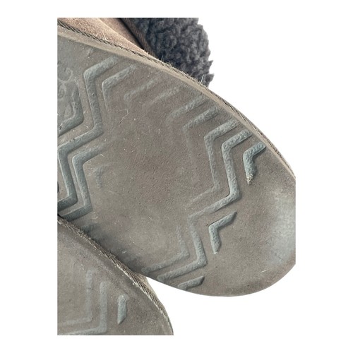 Stivali corti classici sherling vintage UGG Australia marrone scuro 5824 pelle di agnello invernali 7 - Foto 8 di 10