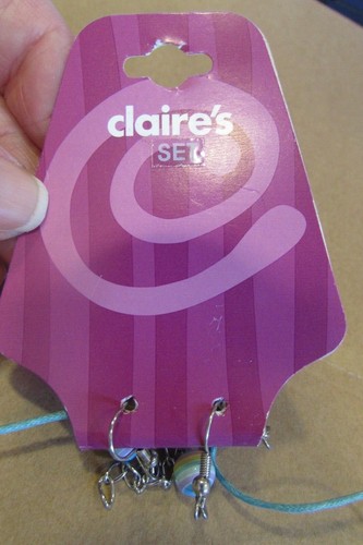 NEW/pkg unworn Claire's Boutique 16-19" blue heart necklace & pierce earring set - Picture 6 of 6