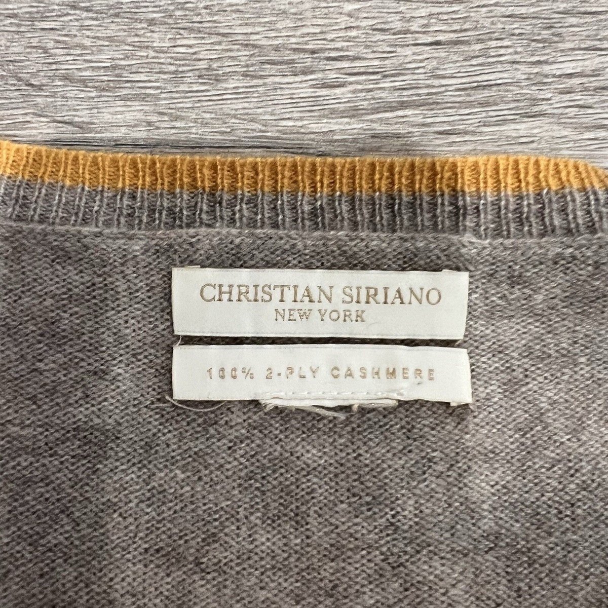 Christian Siriano Gray Cashmere Knit
NEW WITHOUT TAG 100% Cashmere NWT Christian Soriano Sweater - | Mercari main image 3