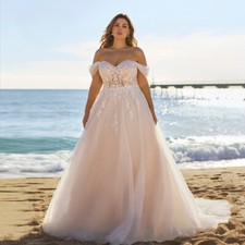 Off Shoulder Tulle Wedding Dresses Sweetheart Appliques Sweep Train Bridal Gowns