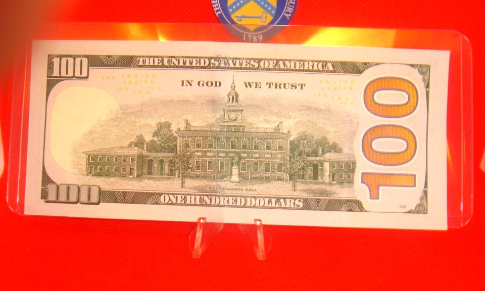 USA 2013 SERIES 100 ONE HUNDRED DOLLAR Federal Reserve Note 100 DOLLAR NOTE . - Image 2 of 4